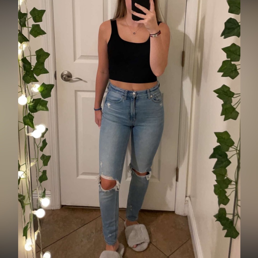 American Eagle mom jeans